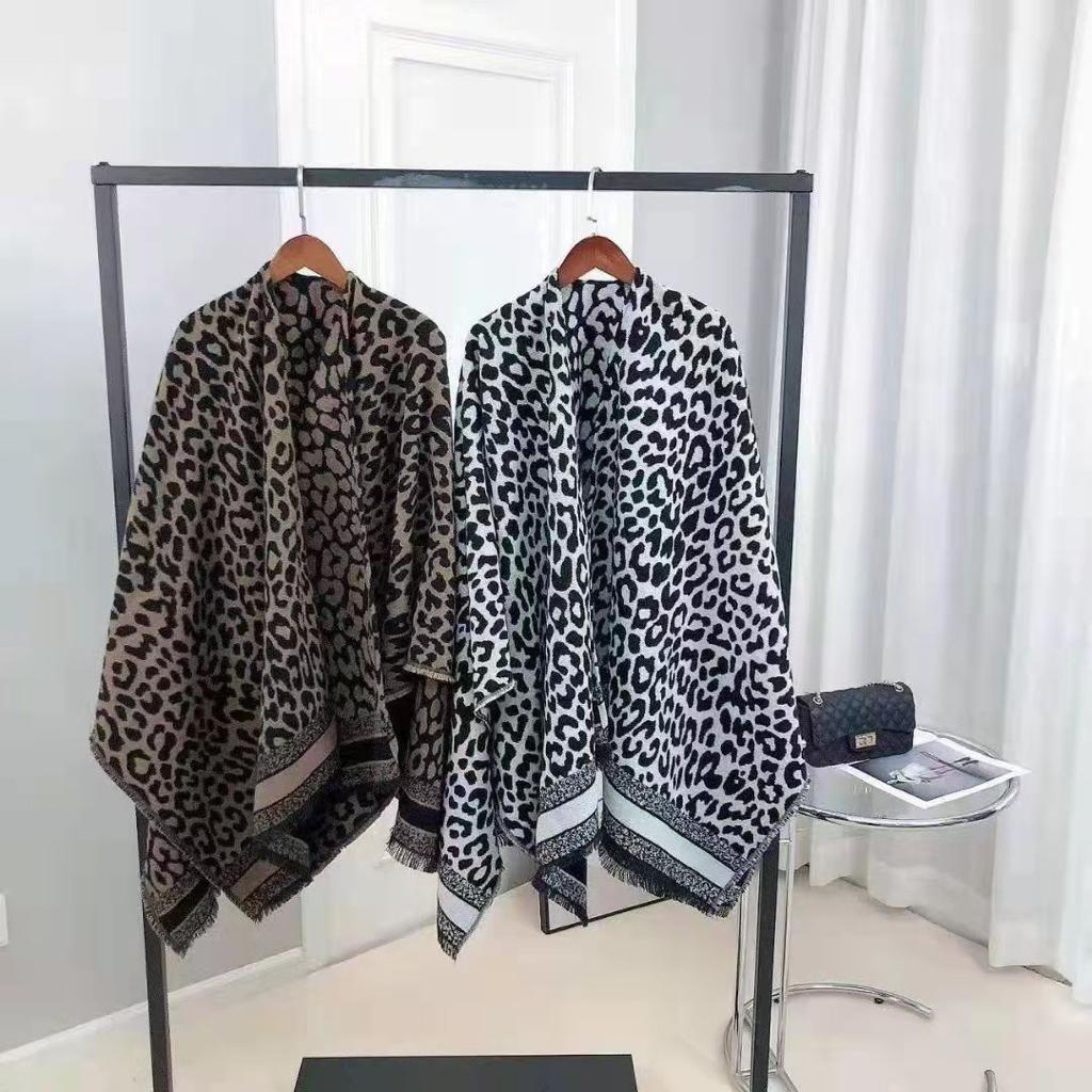 Châles Poncho Christian Dior en Cachemire