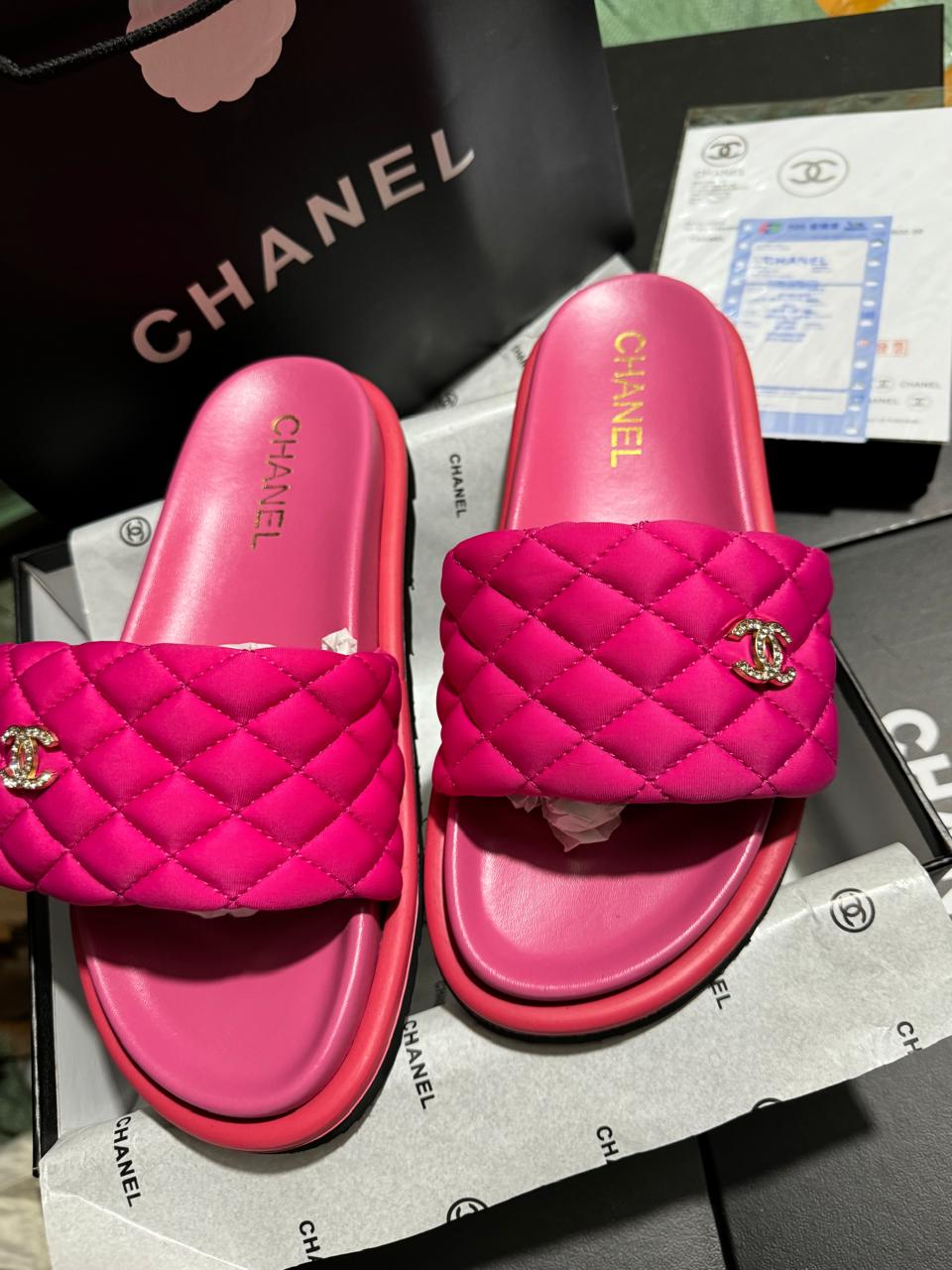 Sandale Chanel En Couleurs Cuir