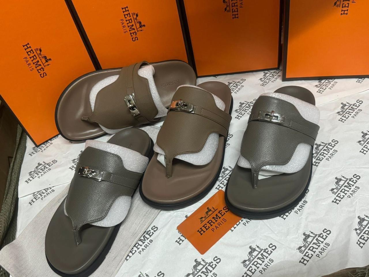 Sandale Hermès en Vrai Cuir HR5430