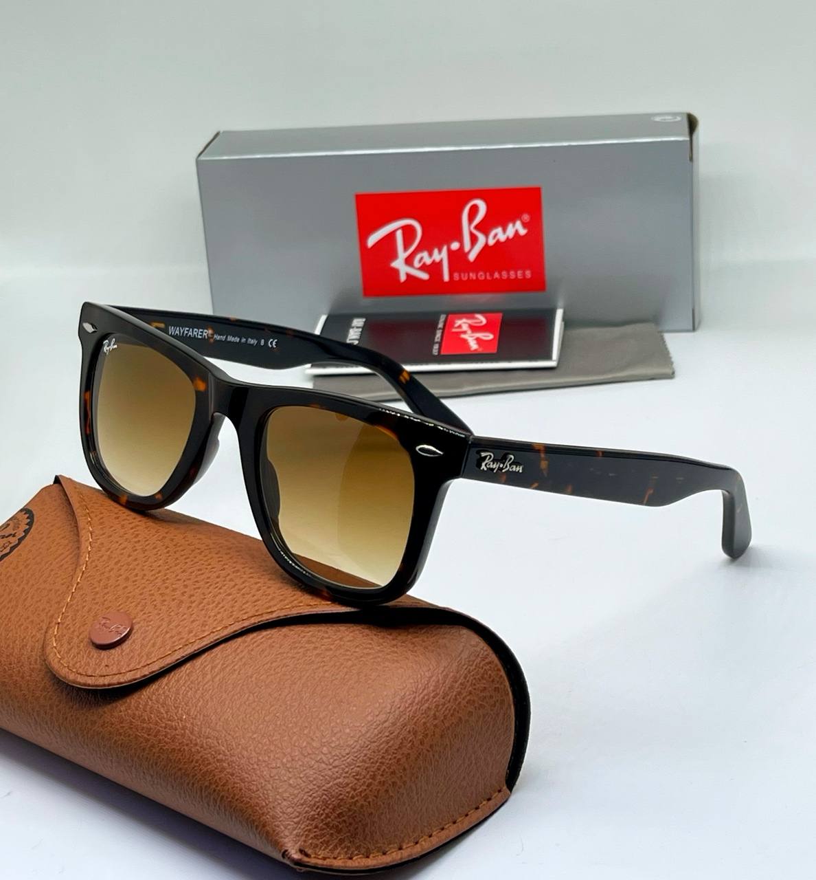 Lunette Solaire Ray Ban RB8015