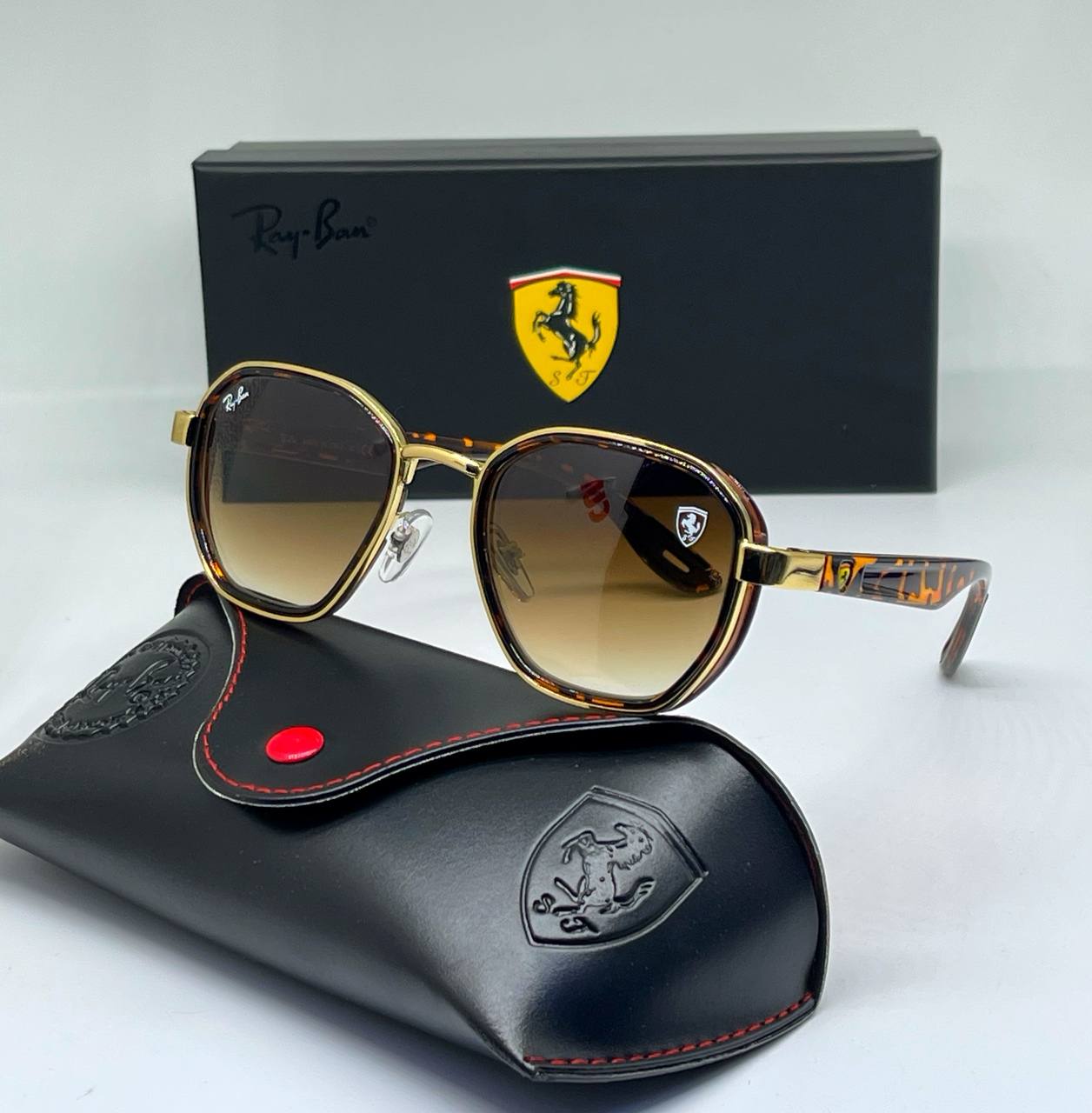 Lunette Solaire Ray Ban Ferrari RB6541