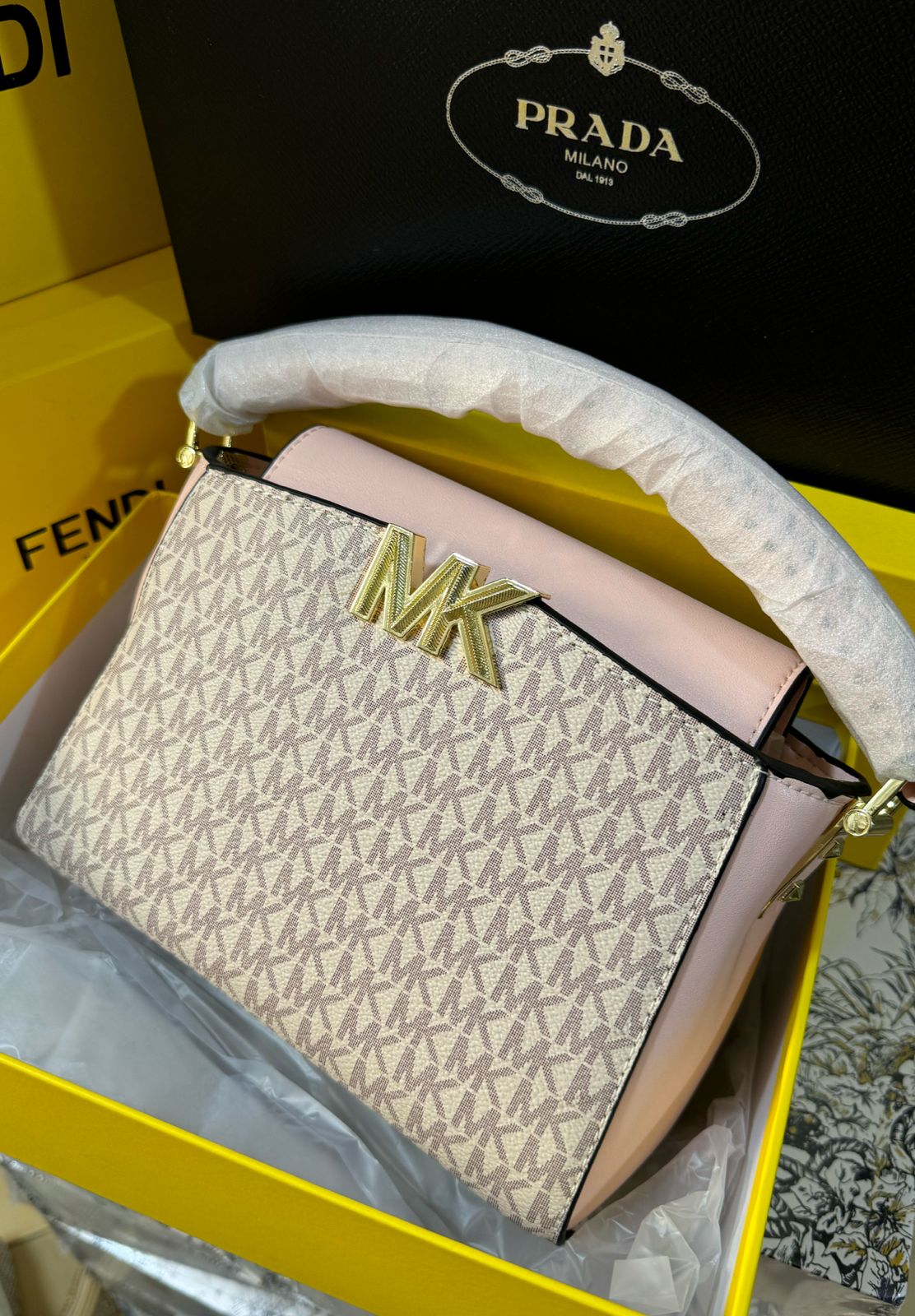Sac Mickael Kors MK7650