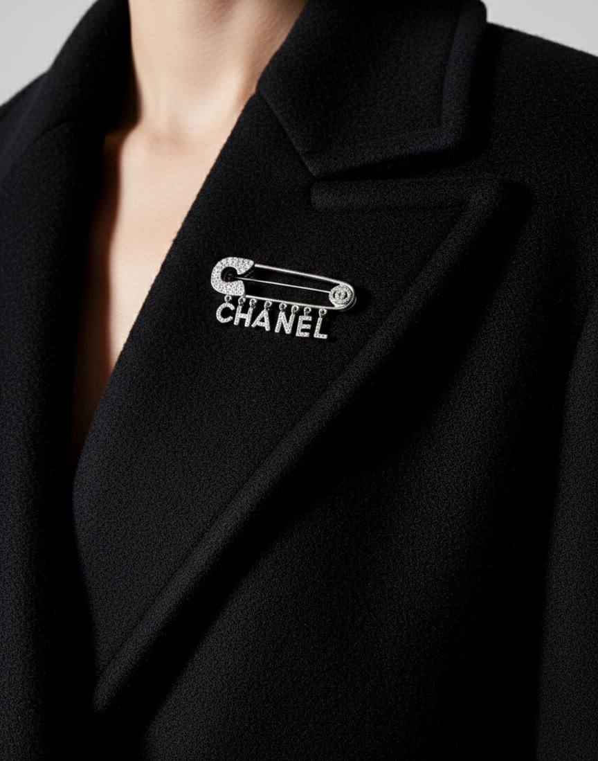 Broche Chanel en Acier Inoxydable