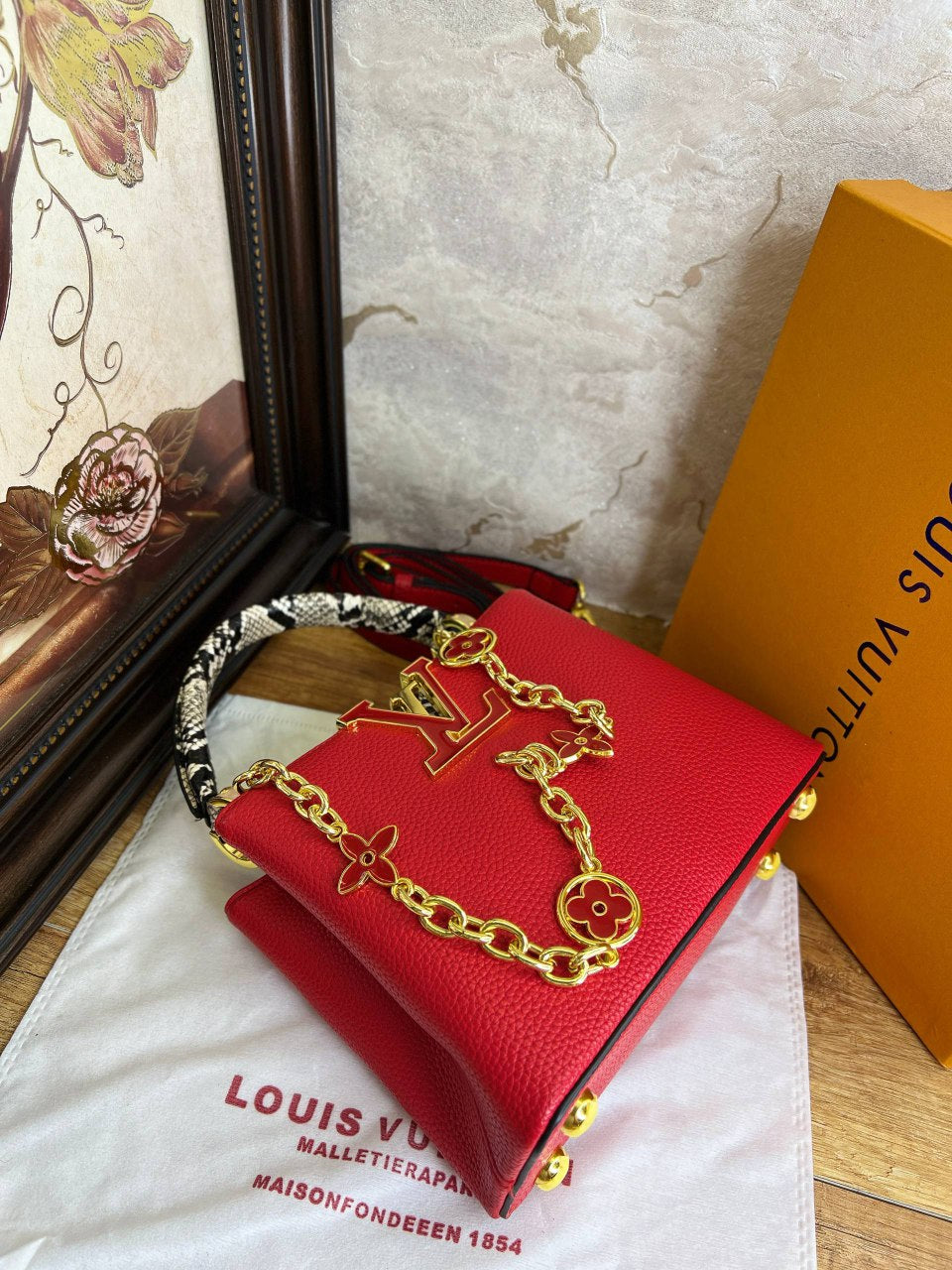Sac Louis Vuitton Capuccine LV7320