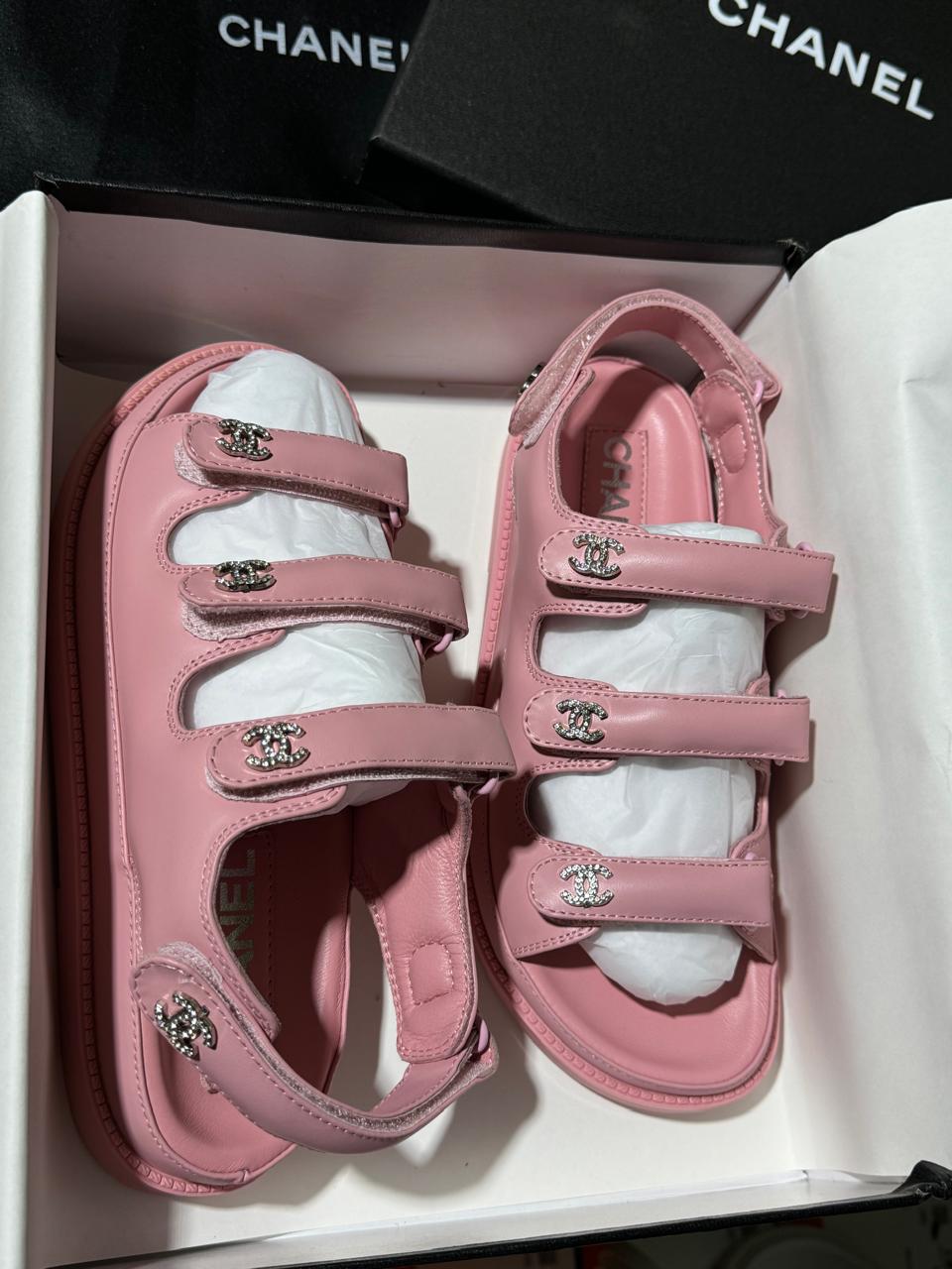 Sandale Chanel â Scratch en Vrai Cuir