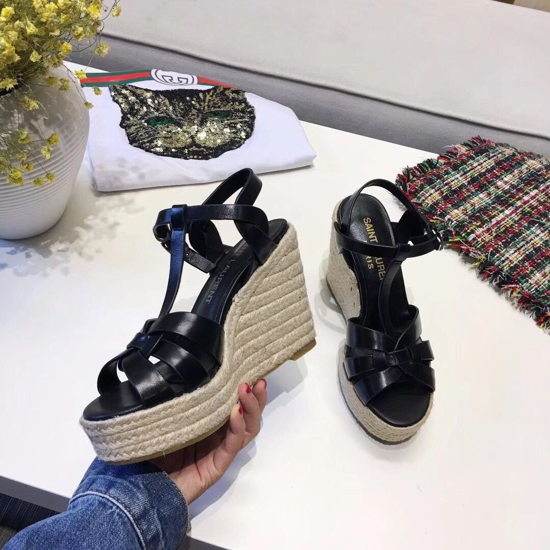 Sandale En Cuir Yves Saint Laurent