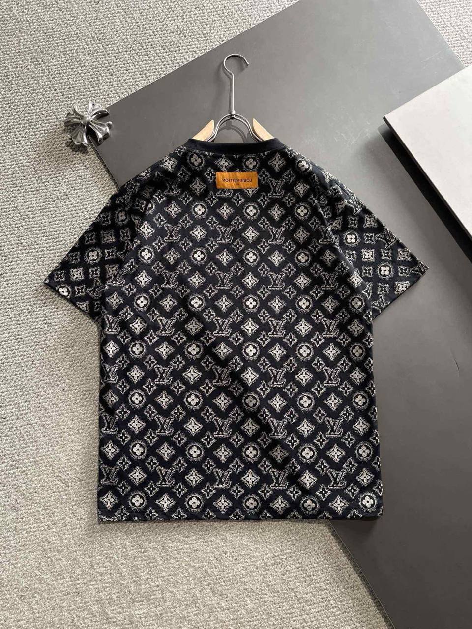 T shirt Louis Vuitton Monogramme en Coton LV1242