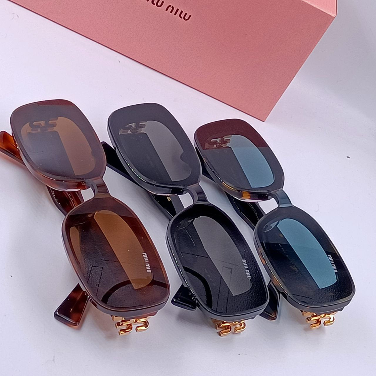 Lunette Solaire Miu Miu UV