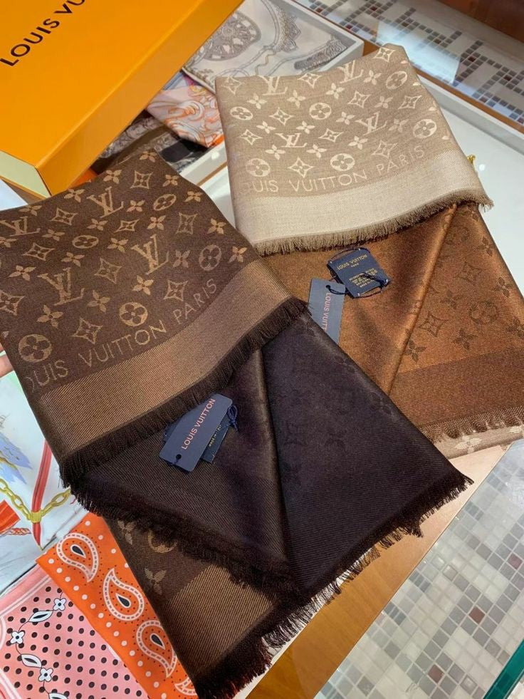 Châle Chic Louis Vuitton en Fils