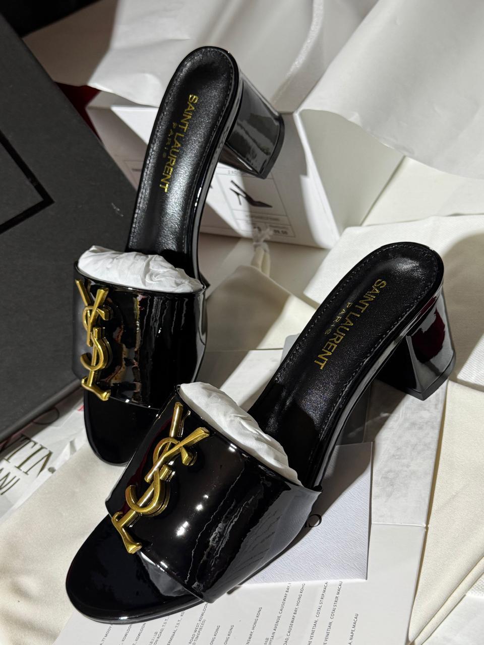 Sandale à talon Yves Saint Laurent