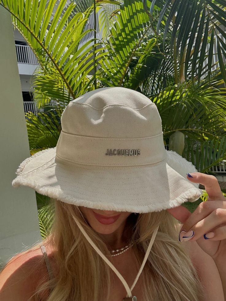 Bob Jacquemus en Couleurs