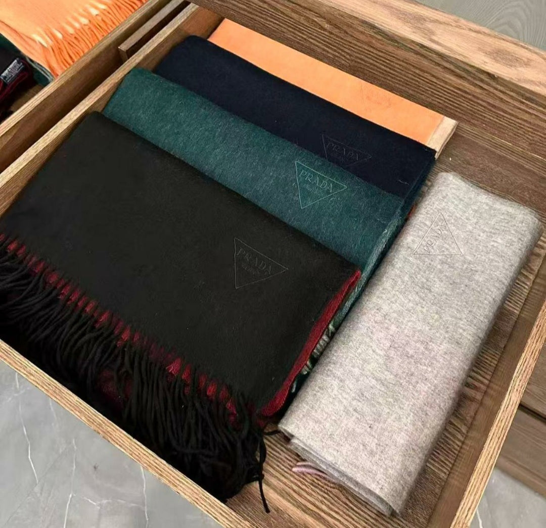 Châle Prada en Laine