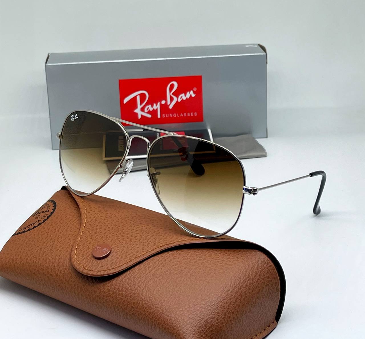 Lunette Solaire Ray Ban Aviator RB6540