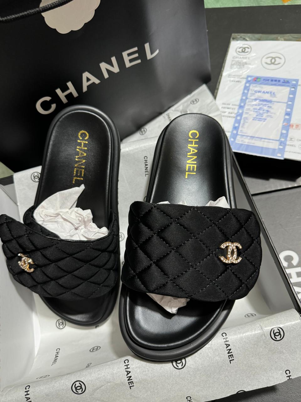 Sandale Chanel En Couleurs Cuir