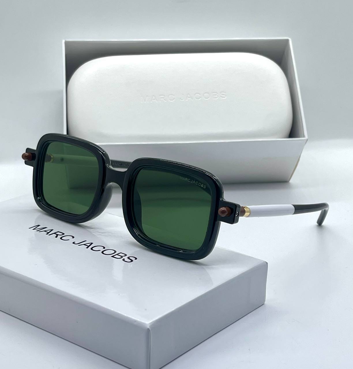 Lunette Solaire Marc Jacobs MJ7640
