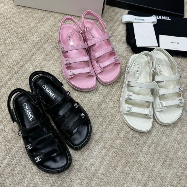 Sandale Chanel â Scratch en Vrai Cuir