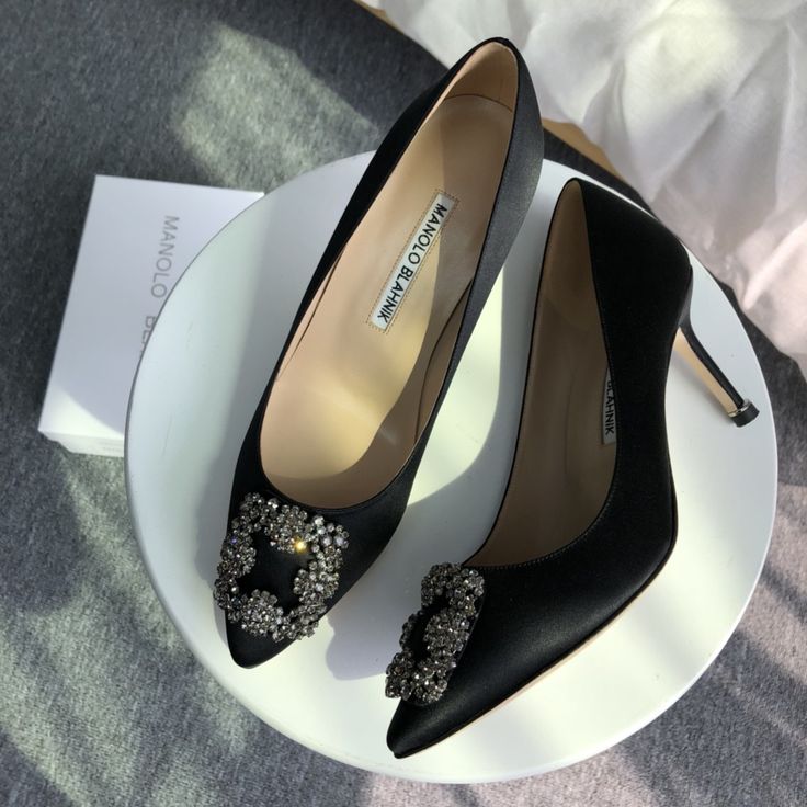 Escarpins Manolo Blahnik Black