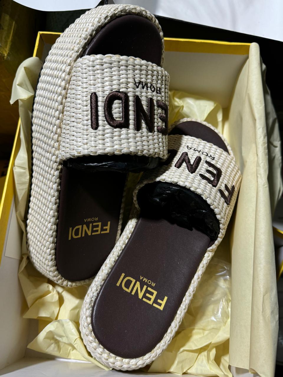Mule Fendi Roma Tressée