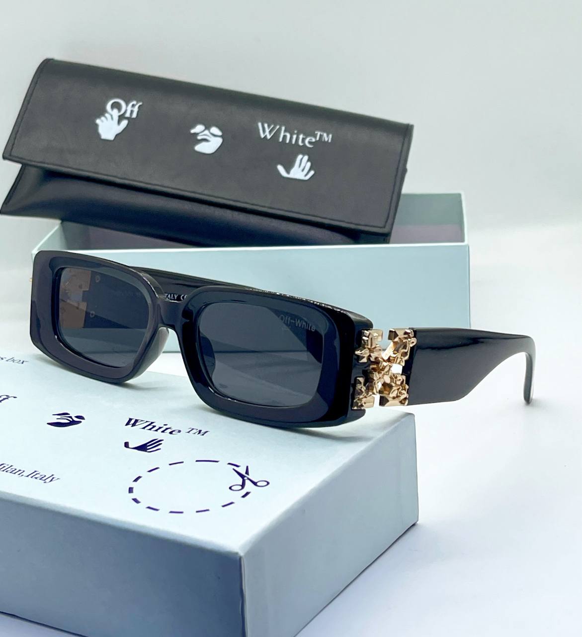 Lunette Solaire OffWhite Avec Boite
