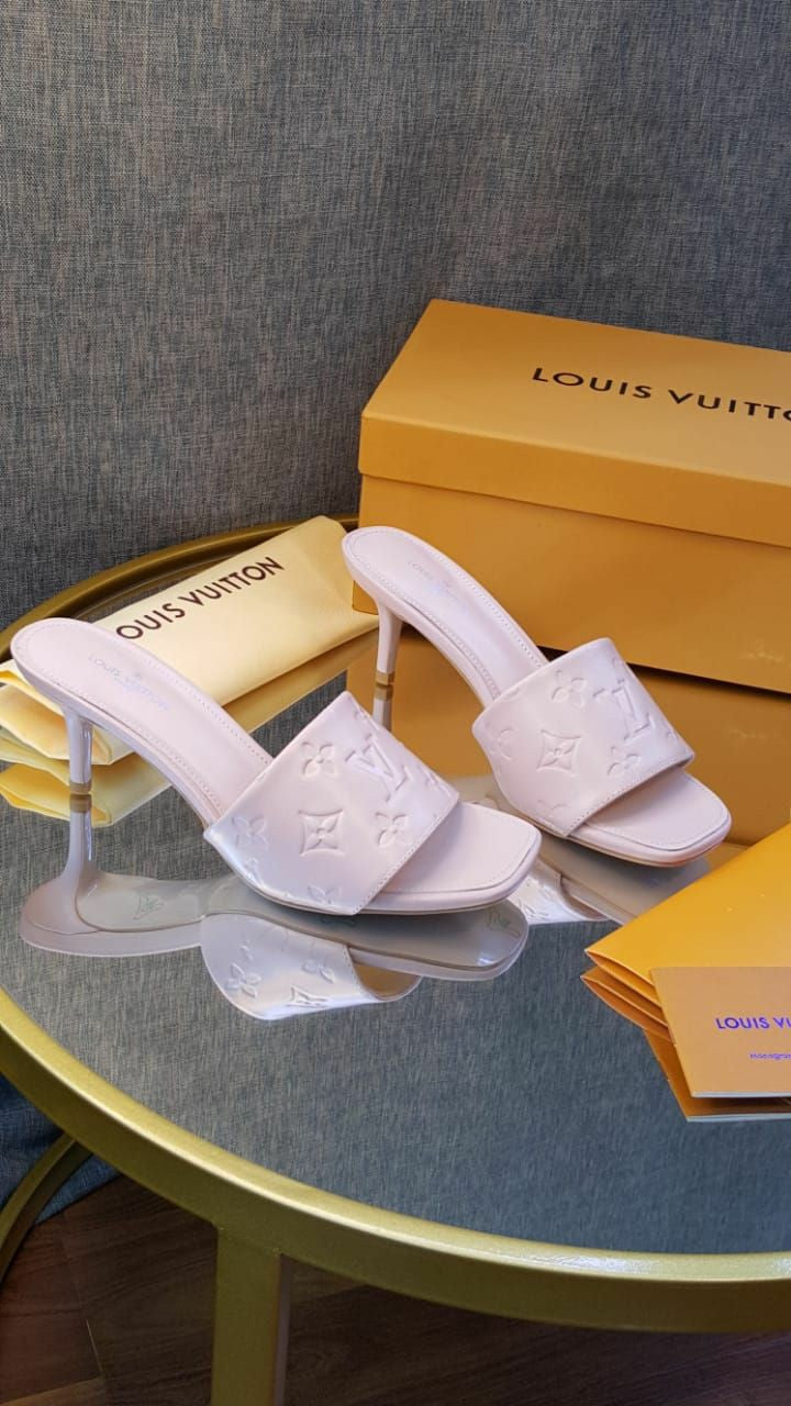 Sandale Louis Vuitton en Vrai Cuir à talon