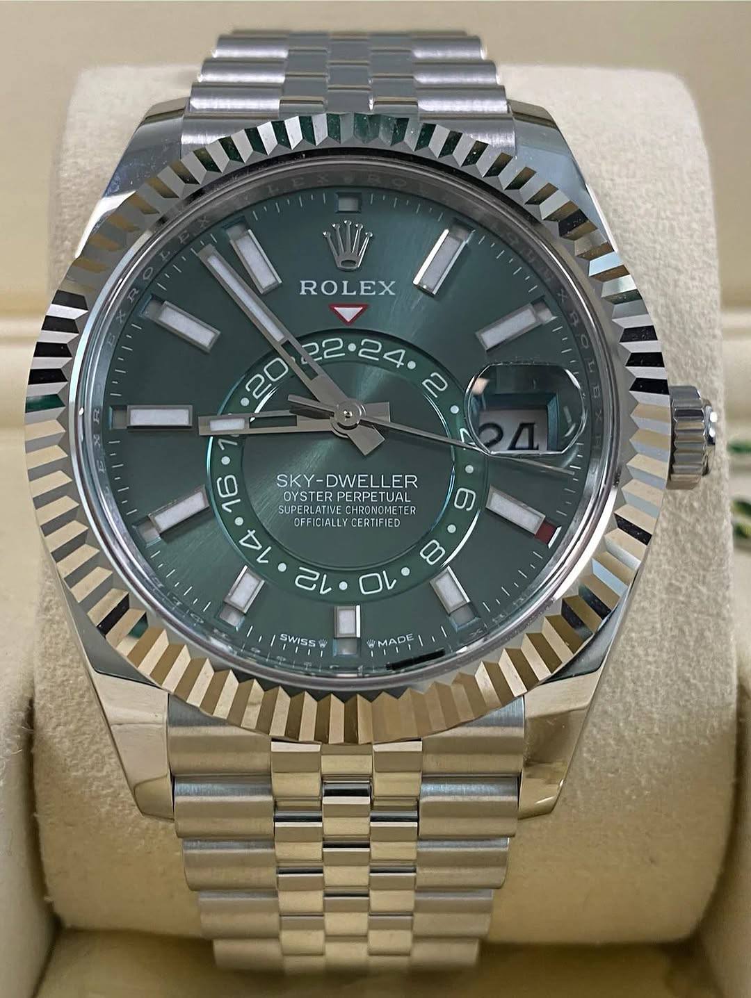 Montre Rolex Sky Dweller Édition Cadran Vert