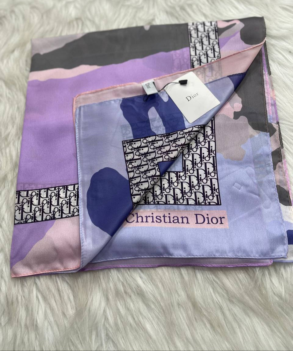 Châle Christian Dior Semi Soie CD3421