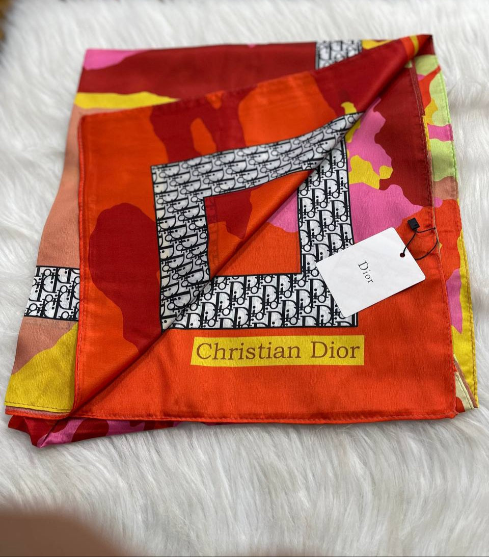 Châle Christian Dior Semi Soie CD3421