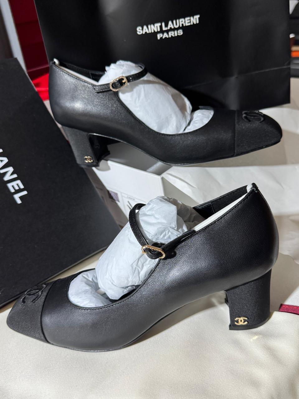 Escarpins Chanel en Vrai Cuir
