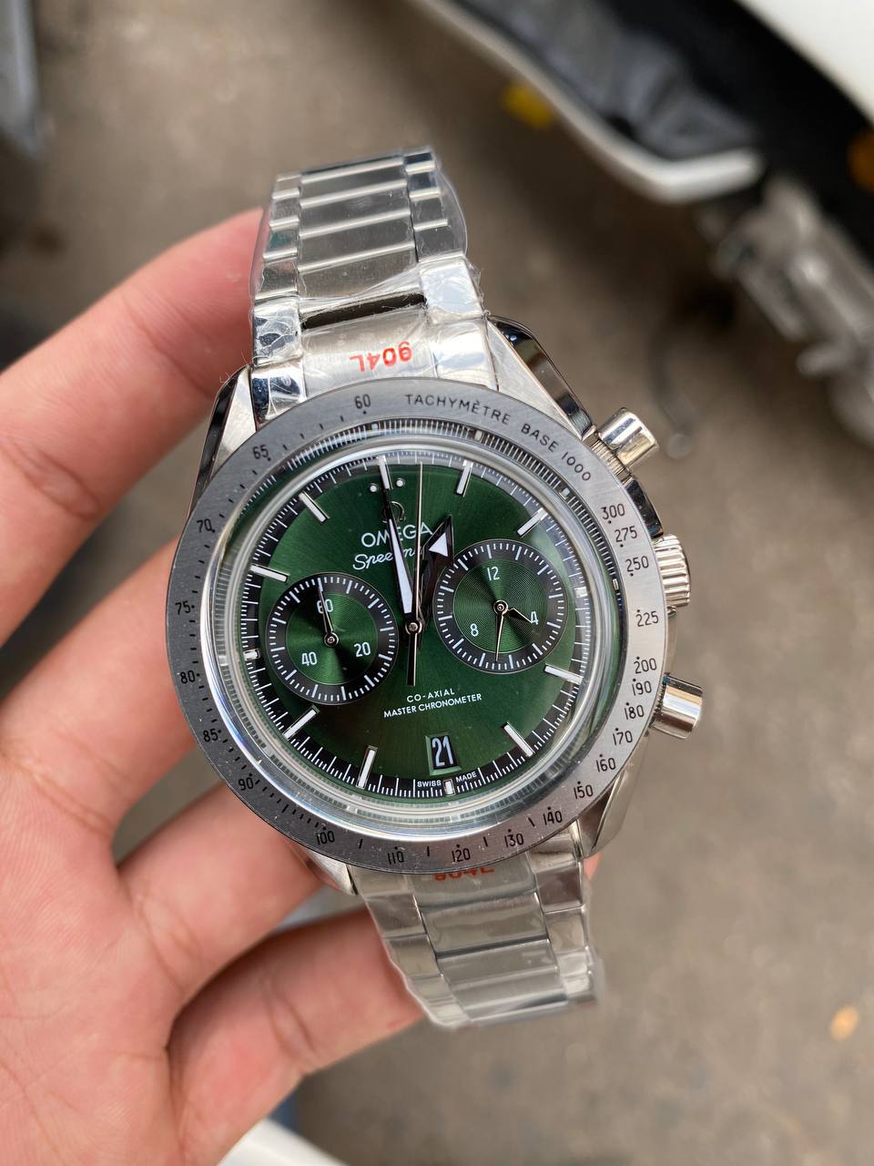 Montre Omega Speedmaster Co-Axial Master Chronometer
