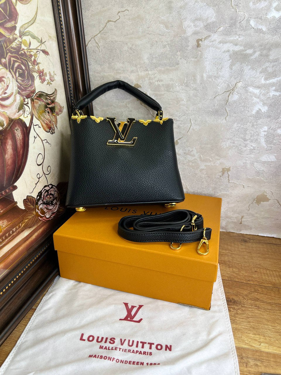 Sac Louis Vuitton Capuccine LV7320