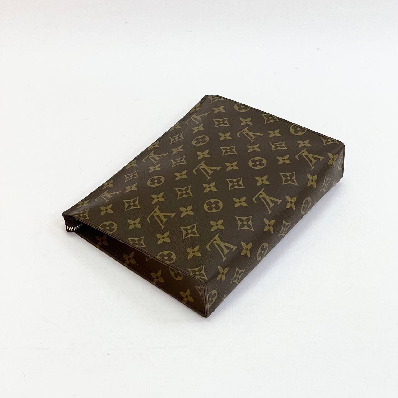 Pochette Louis Vuitton Monograme en Vrai Cuir