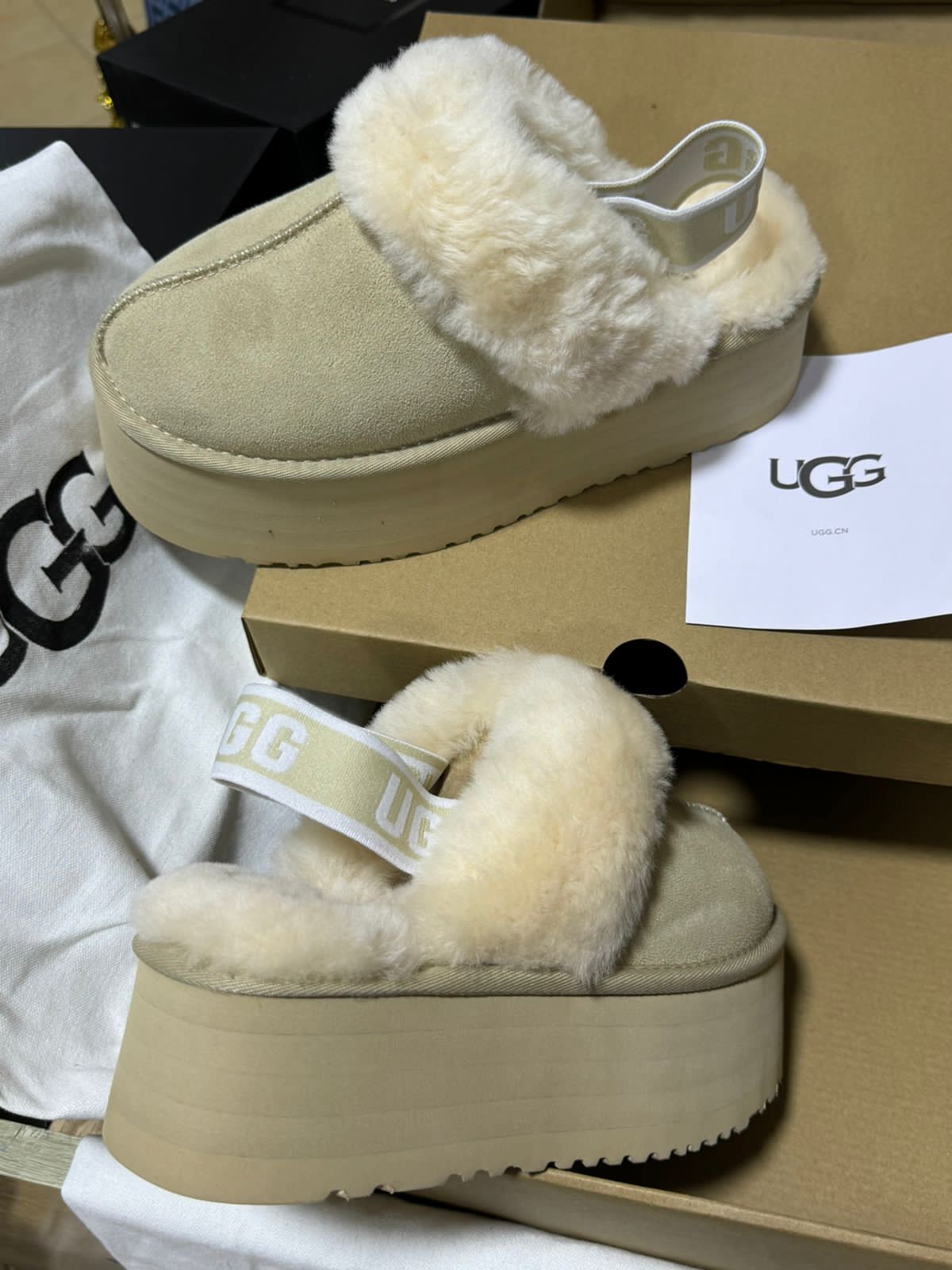 Pantoufle UGG Tendance