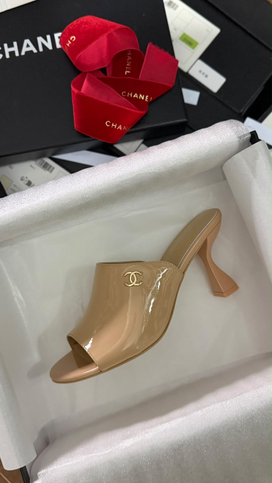 Sandales à talon Chic Chanel en Vrai Cuir Verni