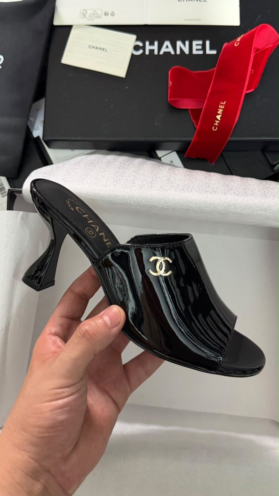 Sandales à talon Chic Chanel en Vrai Cuir Verni