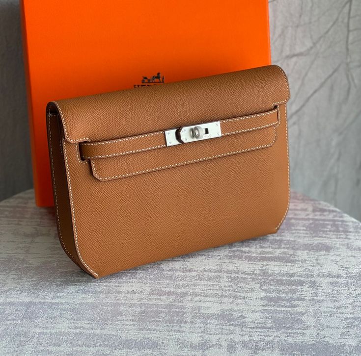 Pochette en vrai cuir Hermès Kelly
