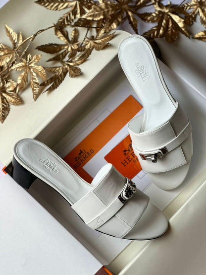 Sandale Hermès à talons En Vrai Cuir