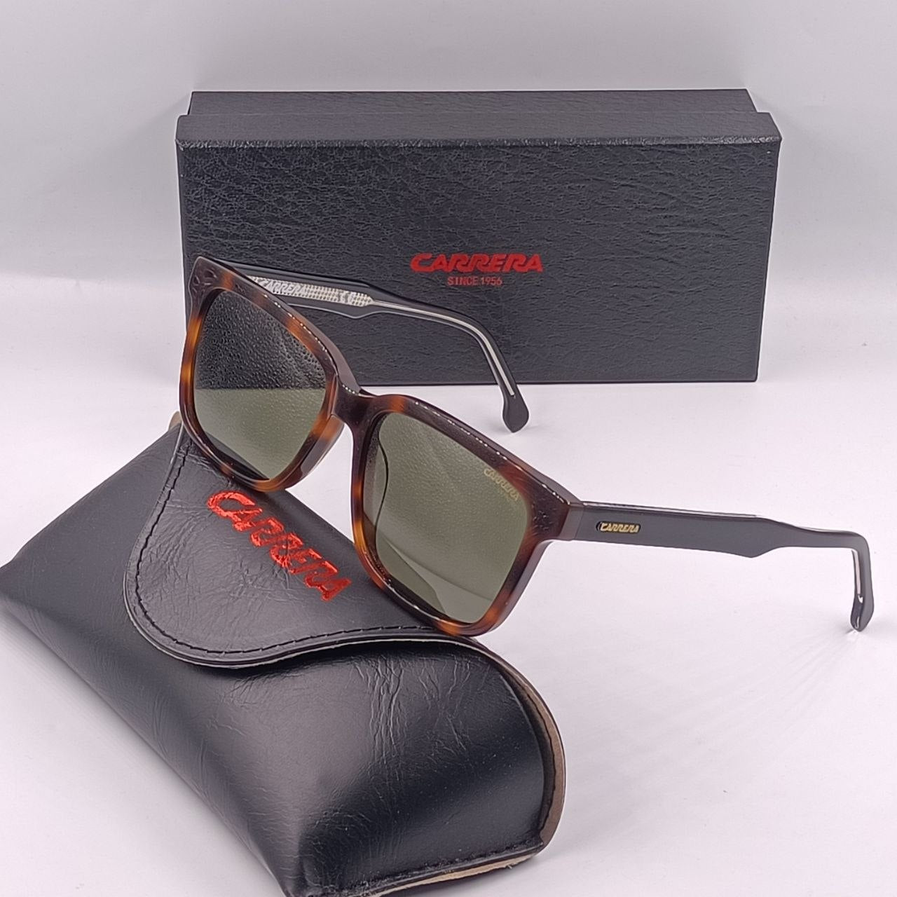 Lunette Solaire Carrera UV