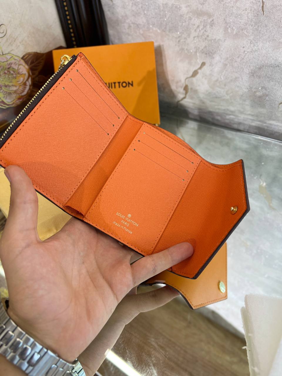 Porte feuille Louis Vuitton en Couleurs