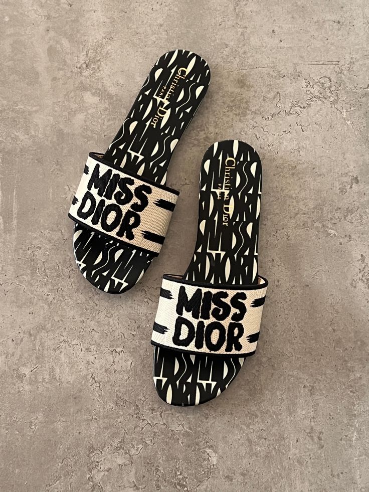 Sandale Chic Christian Dior Miss Dior Plat