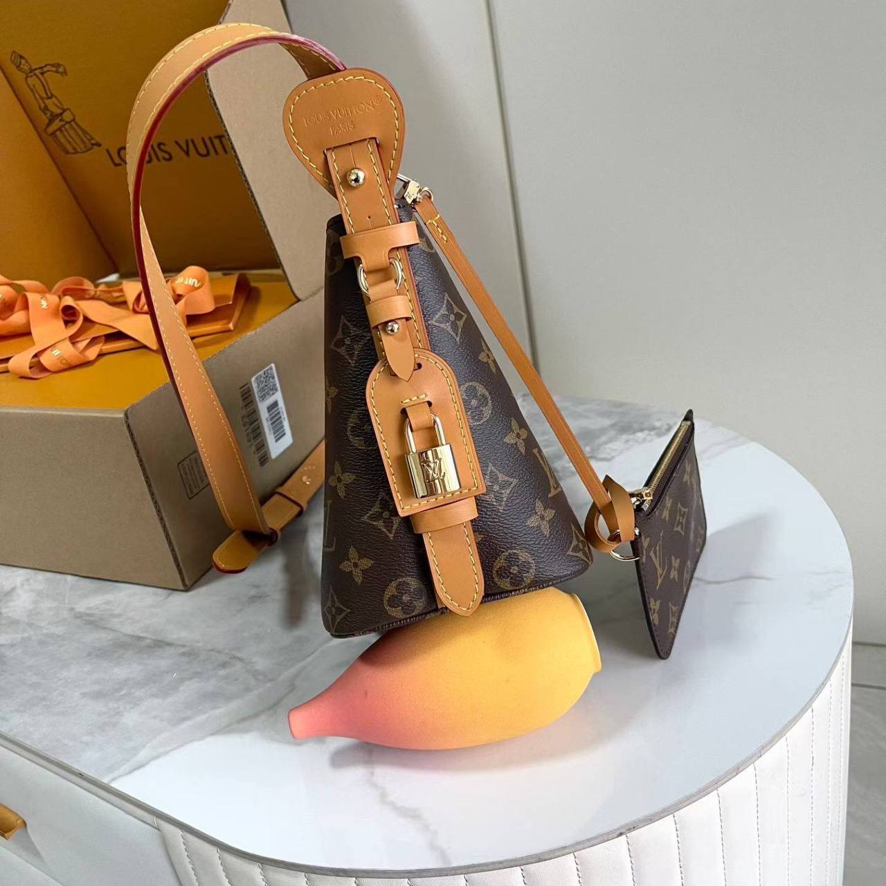 Sax Louis Vuitton en Cuir NoeNoé