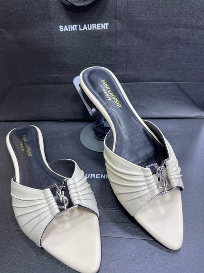 Sandale Plate Yves Saint Laurent en Cuir