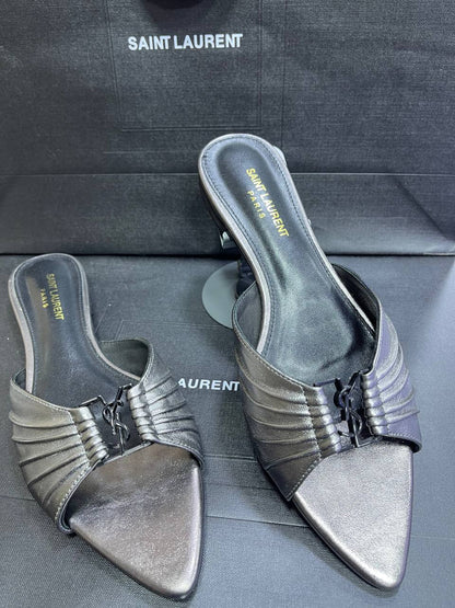 Sandale Plate Yves Saint Laurent en Cuir