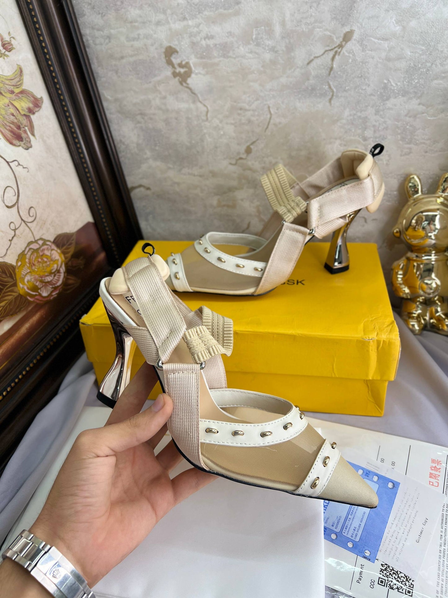 Sandale De Luxe Fendi en Couleurs