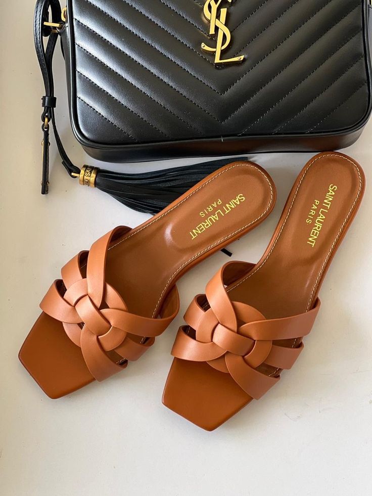 Sandale Yves Saint Laurent Cuir