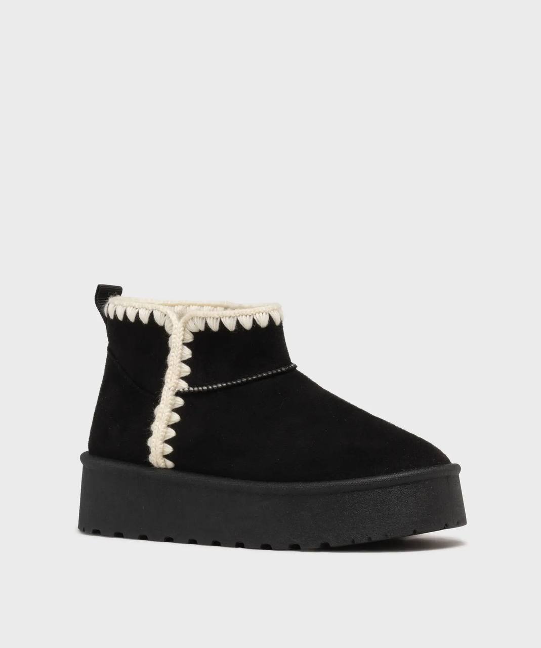 UGG A detail en Laine