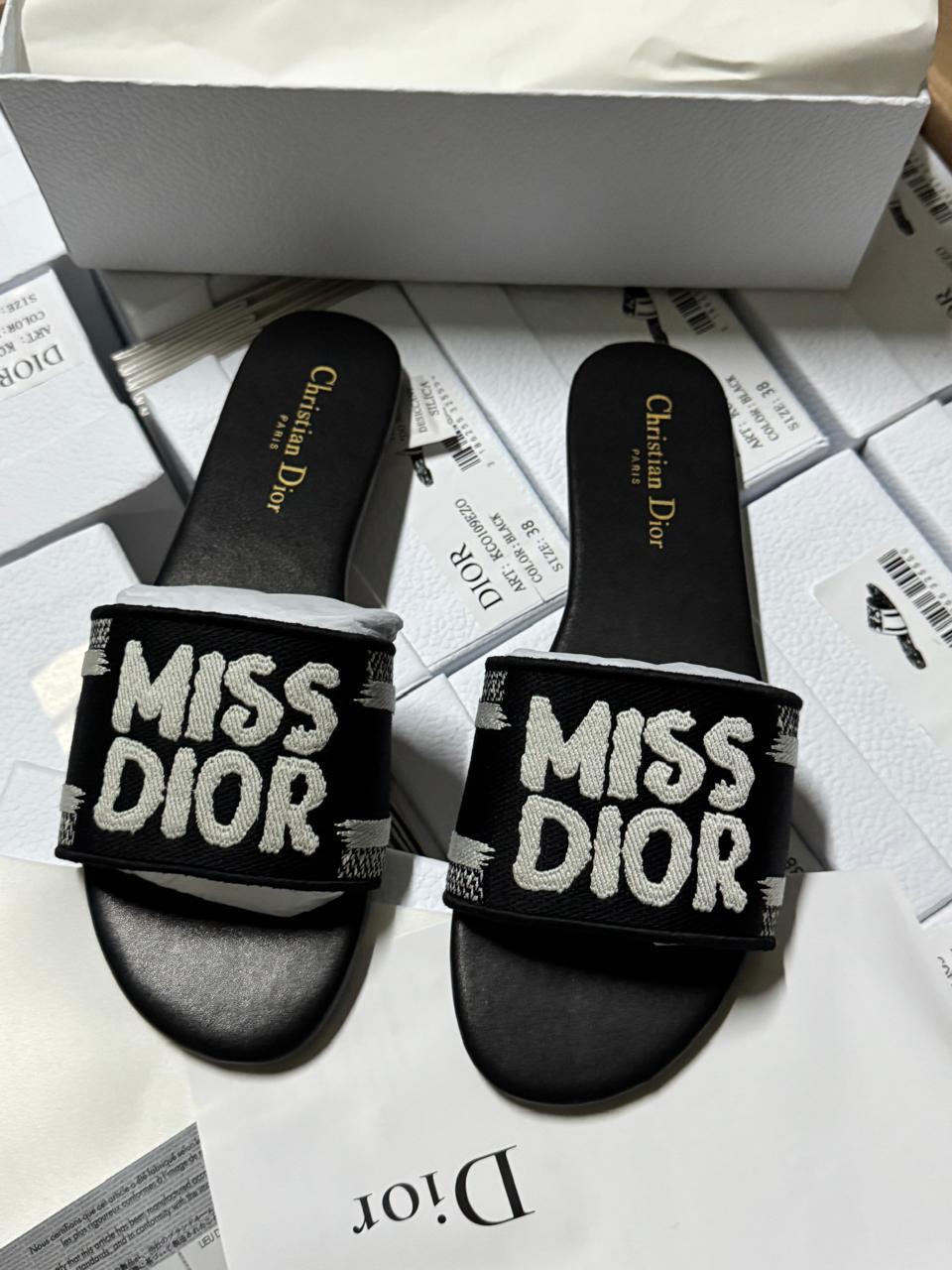 Sandale Chic Christian Dior Miss Dior Plat