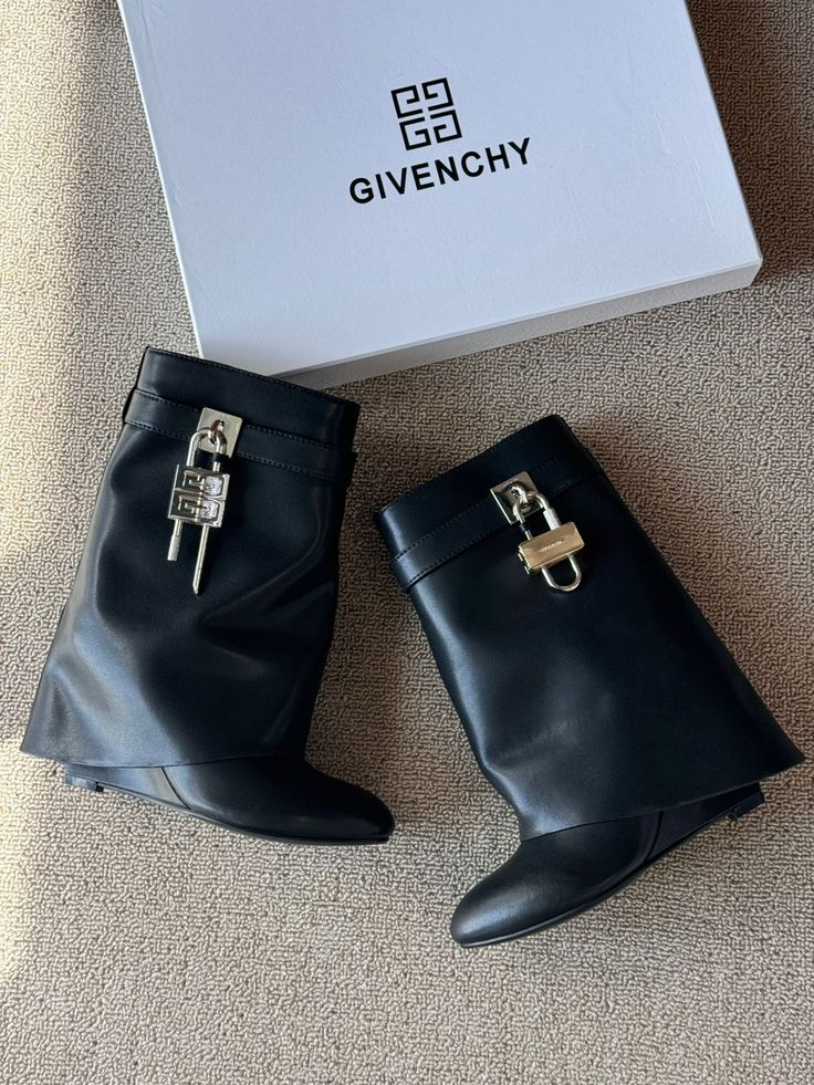 Bottine En Cuir Givenchy