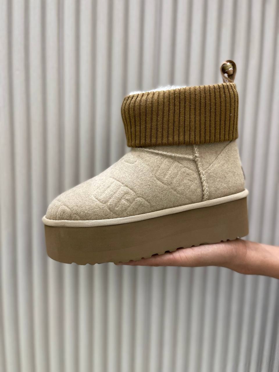 UGG Chaude pour Femme A Platform