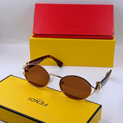 Lunette Solaire Fendi avec boite