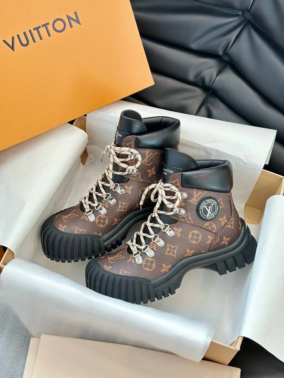 Bottine en Vrai Cuir Louis Vuitton